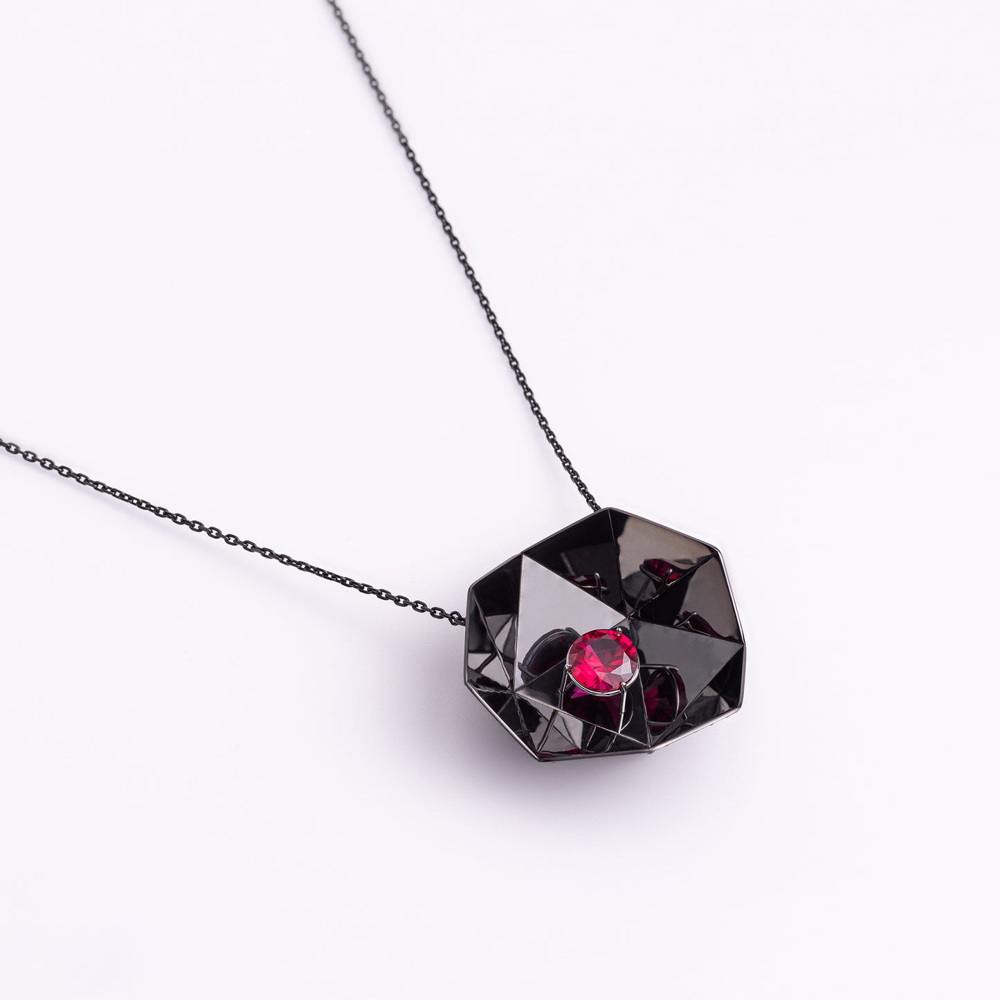 Black Mirror in Mirror Necklace Extra No. 1