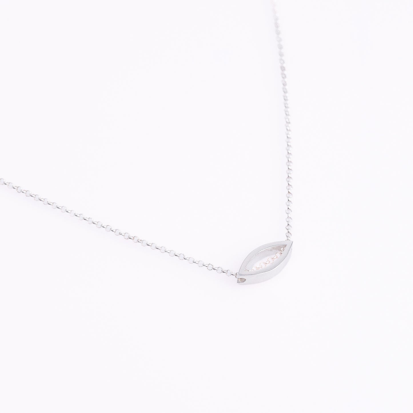 Lustre Necklace No. 1