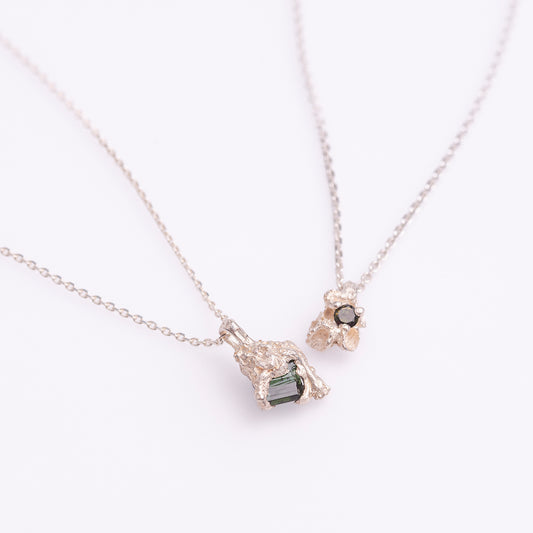 Extra Coralized Mini Necklace