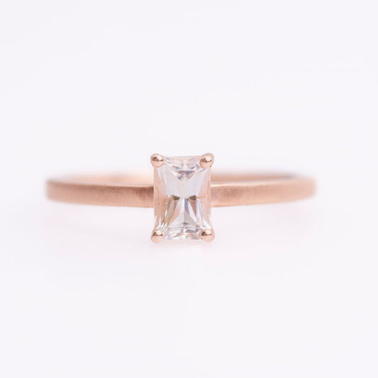 Nora Ring